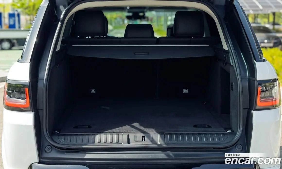 Land Rover Range Rover Sport 2019 3.0 автомат (гидро), фото 15 Land Rover Range Rover Sport 2019 3.0 автомат (гидро), фото 15