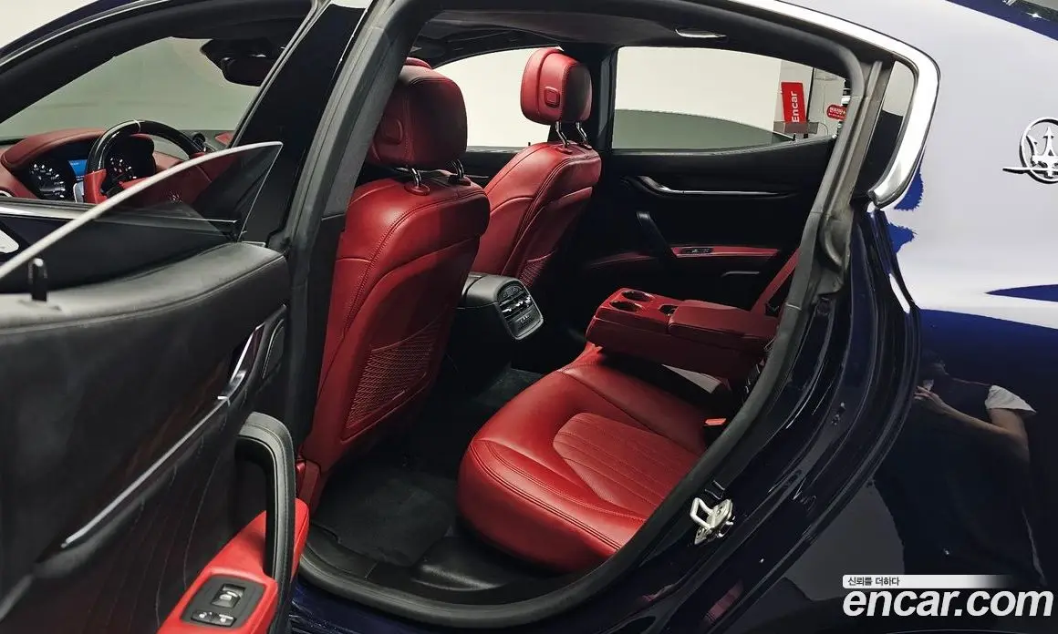 Maserati Ghibli 2020 3.0 автомат (гидро), фото 16 Maserati Ghibli 2020 3.0 автомат (гидро), фото 16