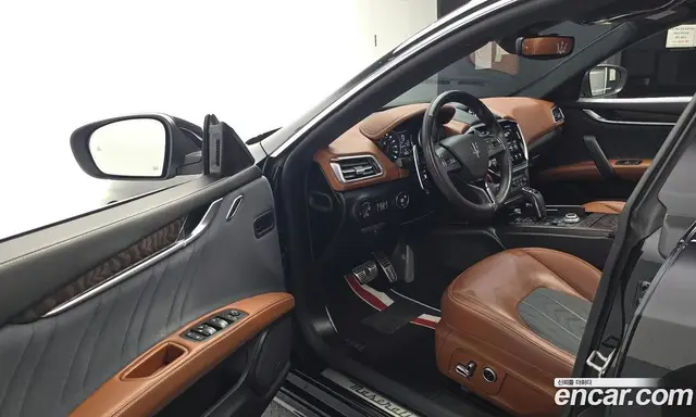 Maserati Ghibli 2021 2.0 автомат (гидро), миниатюра 10