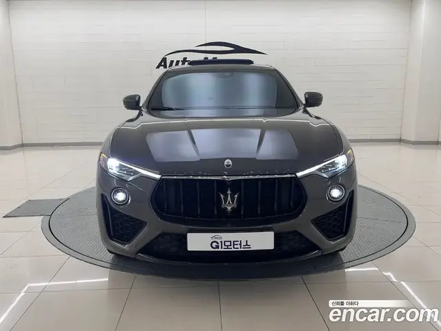 Maserati Levante 2022 3.0 автомат (гидро), миниатюра 1