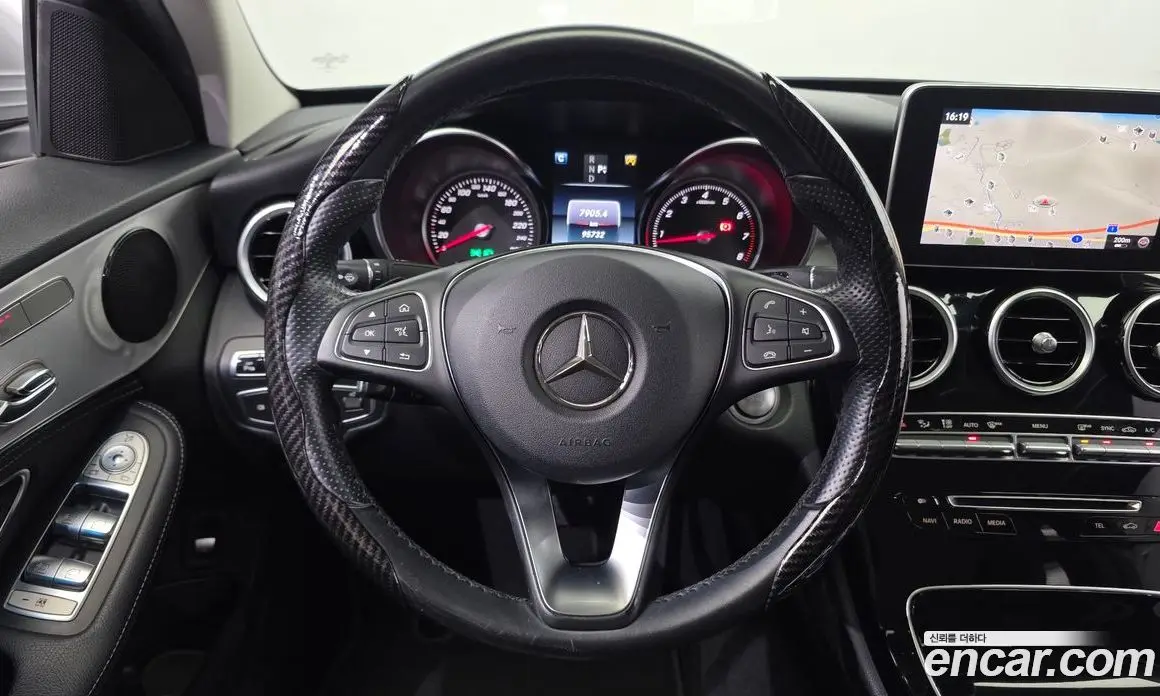 Mercedes-Benz C-Class 2015 2.0 автомат (гидро), фото 14 Mercedes-Benz C-Class 2015 2.0 автомат (гидро), фото 14