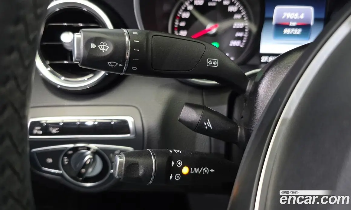 Mercedes-Benz C-Class 2015 2.0 автомат (гидро), фото 15 Mercedes-Benz C-Class 2015 2.0 автомат (гидро), фото 15