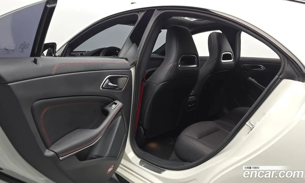 Mercedes-Benz CLA-Class 2017 2.0 автомат (гидро), фото 15 Mercedes-Benz CLA-Class 2017 2.0 автомат (гидро), фото 15