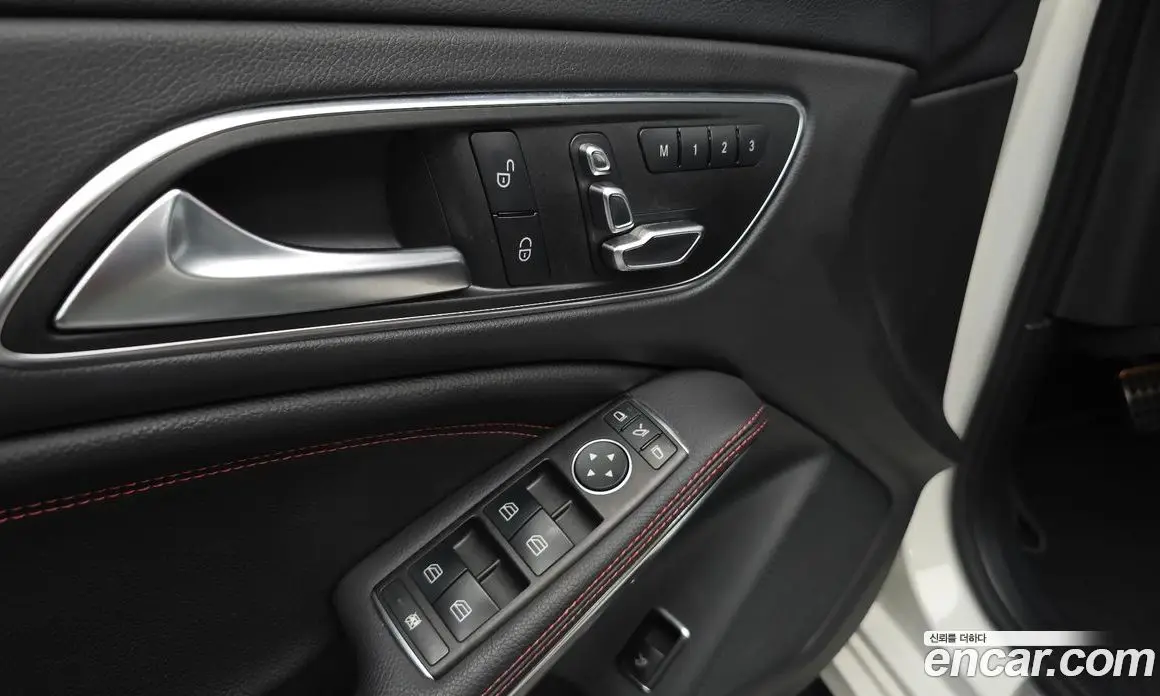 Mercedes-Benz CLA-Class 2017 2.0 автомат (гидро), фото 27 Mercedes-Benz CLA-Class 2017 2.0 автомат (гидро), фото 27