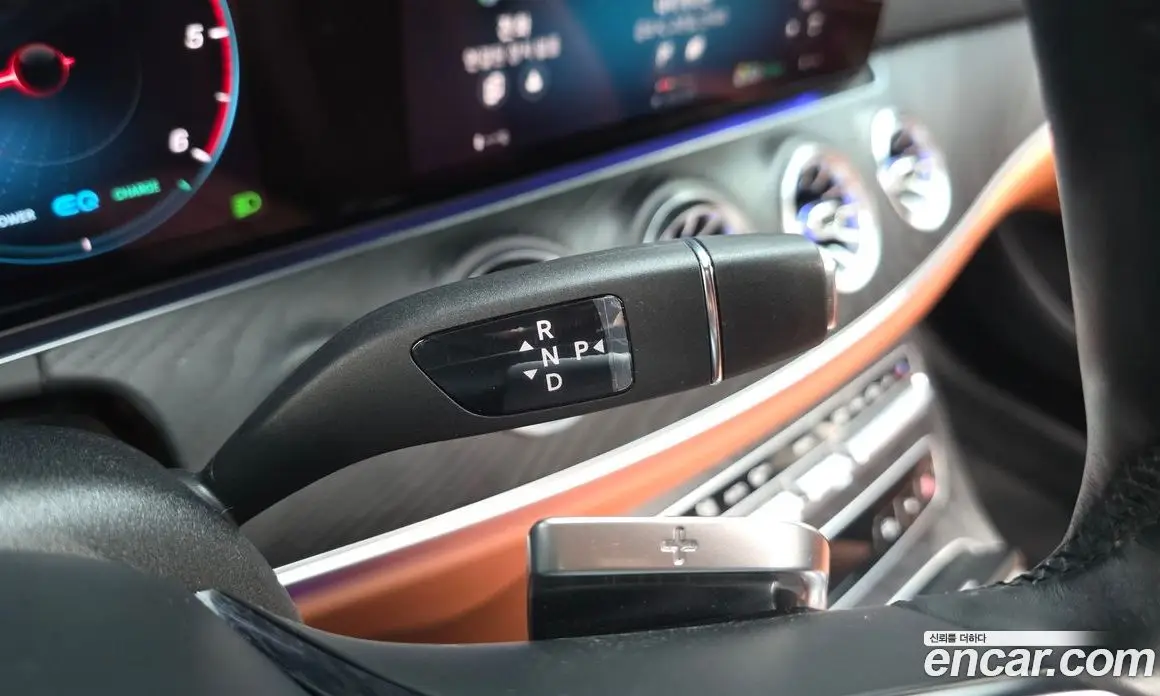 Mercedes-Benz CLS-Class 2023 2.0 автомат (гидро), фото 9