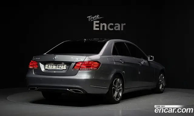 Mercedes-Benz E-Class 2015 2.1 автомат (гидро), миниатюра 2 Mercedes-Benz E-Class 2015 2.1 автомат (гидро), миниатюра 2