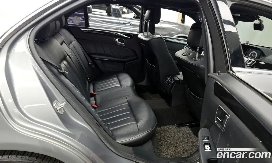 Mercedes-Benz E-Class 2015 2.1 автомат (гидро), фото 12 Mercedes-Benz E-Class 2015 2.1 автомат (гидро), фото 12