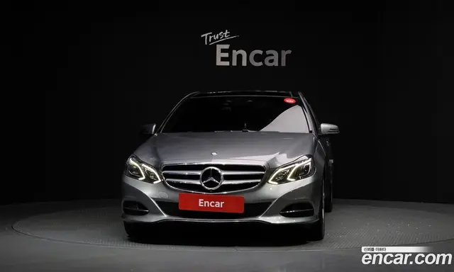 Mercedes-Benz E-Class 2015 2.1 автомат (гидро), миниатюра 3 Mercedes-Benz E-Class 2015 2.1 автомат (гидро), миниатюра 3