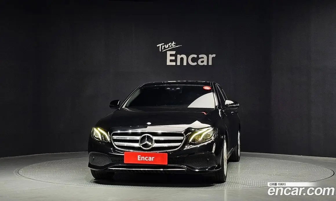 Mercedes-Benz E-Class 2017 2.0 автомат (гидро), фото 3