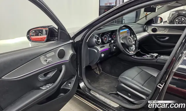 Mercedes-Benz E-Class 2017 2.0 автомат (гидро), миниатюра 10