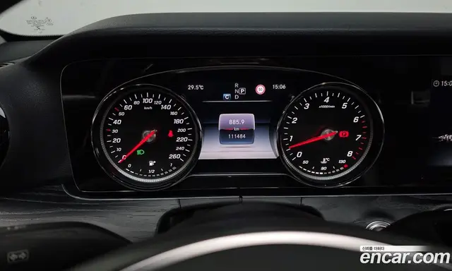 Mercedes-Benz E-Class 2018 2.0 автомат (гидро), миниатюра 11 Mercedes-Benz E-Class 2018 2.0 автомат (гидро), миниатюра 11