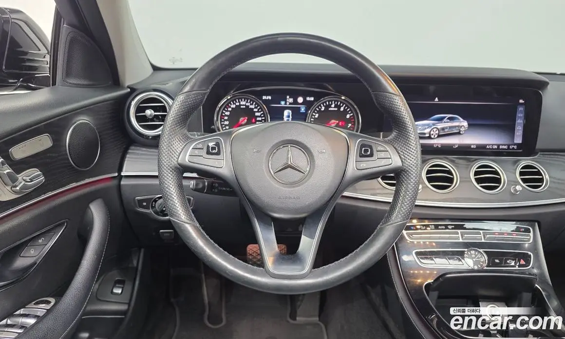 Mercedes-Benz E-Class 2018 2.0 автомат (гидро), фото 19 Mercedes-Benz E-Class 2018 2.0 автомат (гидро), фото 19