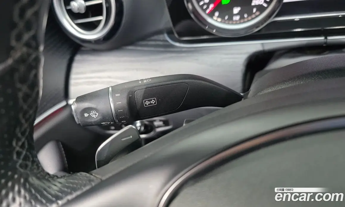 Mercedes-Benz E-Class 2018 2.0 автомат (гидро), фото 30 Mercedes-Benz E-Class 2018 2.0 автомат (гидро), фото 30
