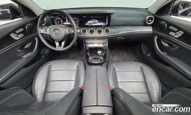 Mercedes-Benz E-Class 2018 2.0 автомат (гидро), миниатюра 10 Mercedes-Benz E-Class 2018 2.0 автомат (гидро), миниатюра 10