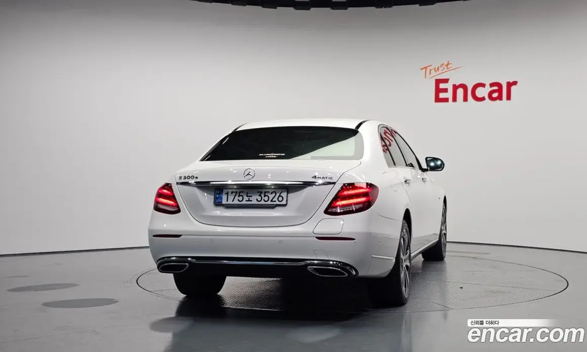 Mercedes-Benz E-Class 2020 2.0 автомат (гидро), фото 4