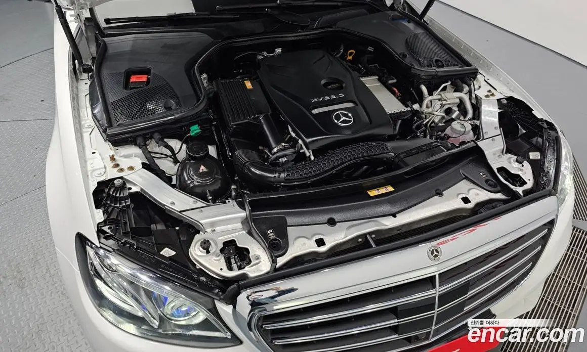 Mercedes-Benz E-Class 2020 2.0 автомат (гидро), фото 6