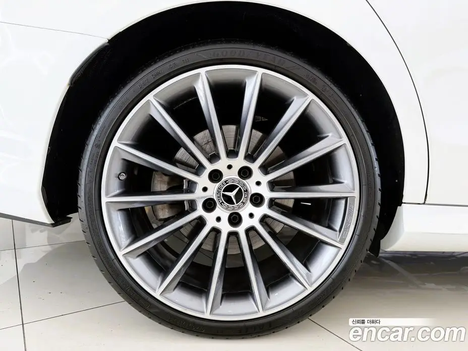 Mercedes-Benz E-Class 2021 2.0 автомат (гидро), фото 5