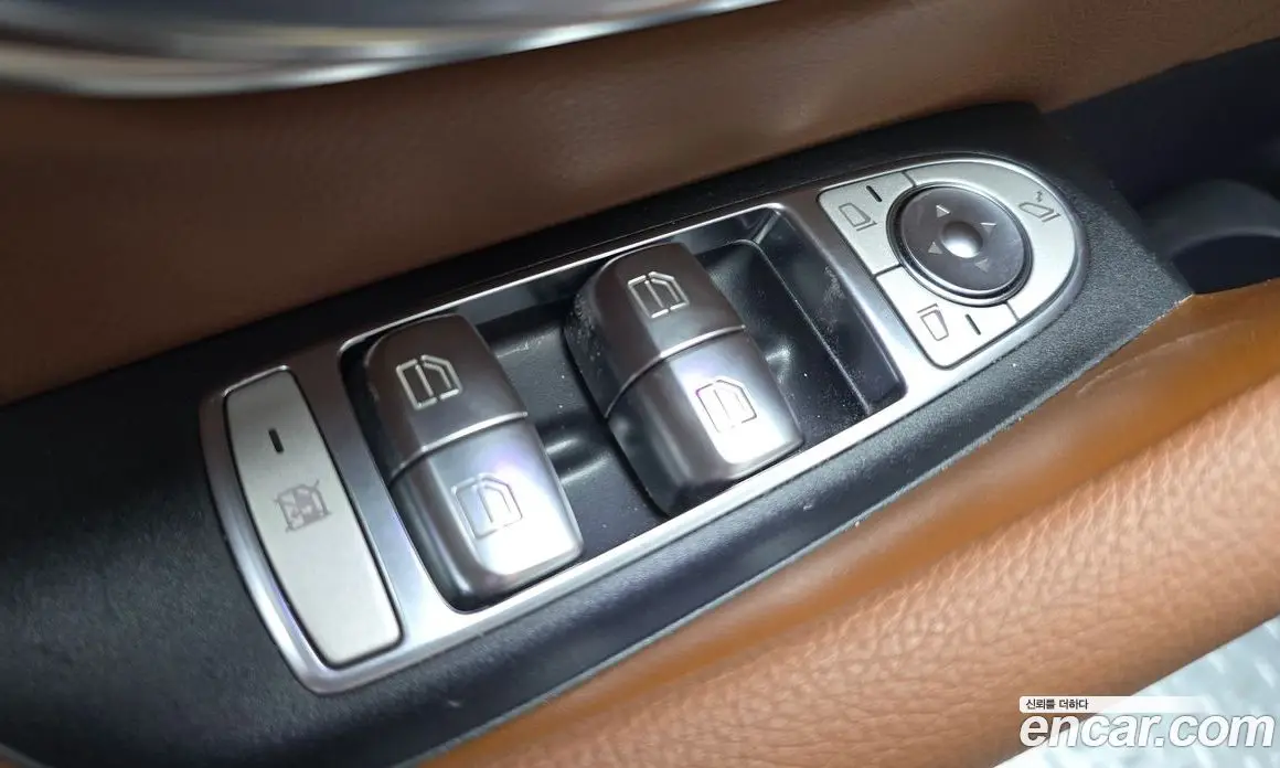 Mercedes-Benz E-Class 2021 2.0 автомат (гидро), фото 30 Mercedes-Benz E-Class 2021 2.0 автомат (гидро), фото 30