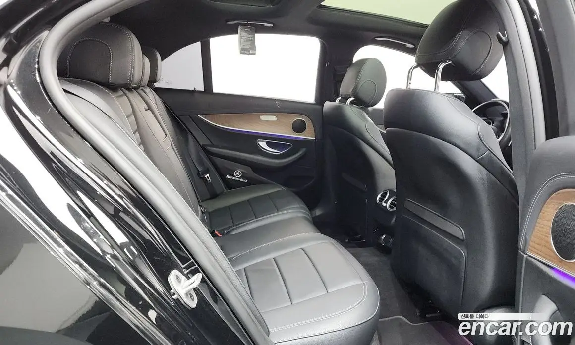 Mercedes-Benz E-Class 2021 2.0 автомат (гидро), фото 17