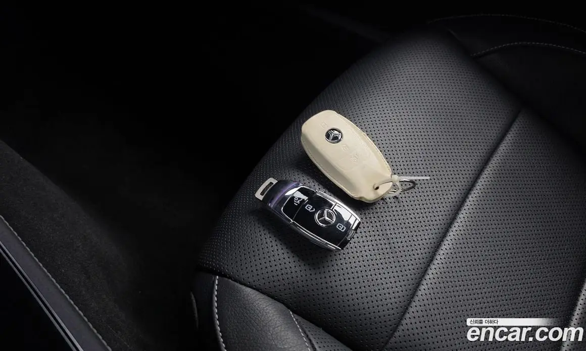 Mercedes-Benz E-Class 2023 2.0 автомат (гидро), фото 16