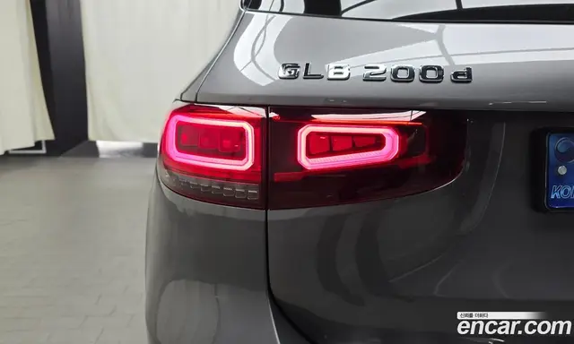 Mercedes-Benz GLB-Class 2021 1.9 автомат (гидро), миниатюра 9