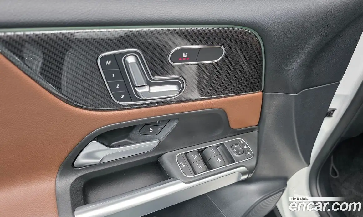 Mercedes-Benz GLB-Class 2022 2.0 автомат (гидро), фото 28 Mercedes-Benz GLB-Class 2022 2.0 автомат (гидро), фото 28