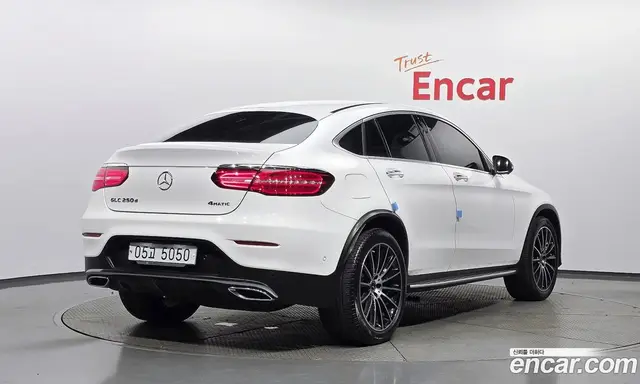 Mercedes-Benz GLC-Class 2017 2.1 автомат (гидро), миниатюра 2 Mercedes-Benz GLC-Class 2017 2.1 автомат (гидро), миниатюра 2