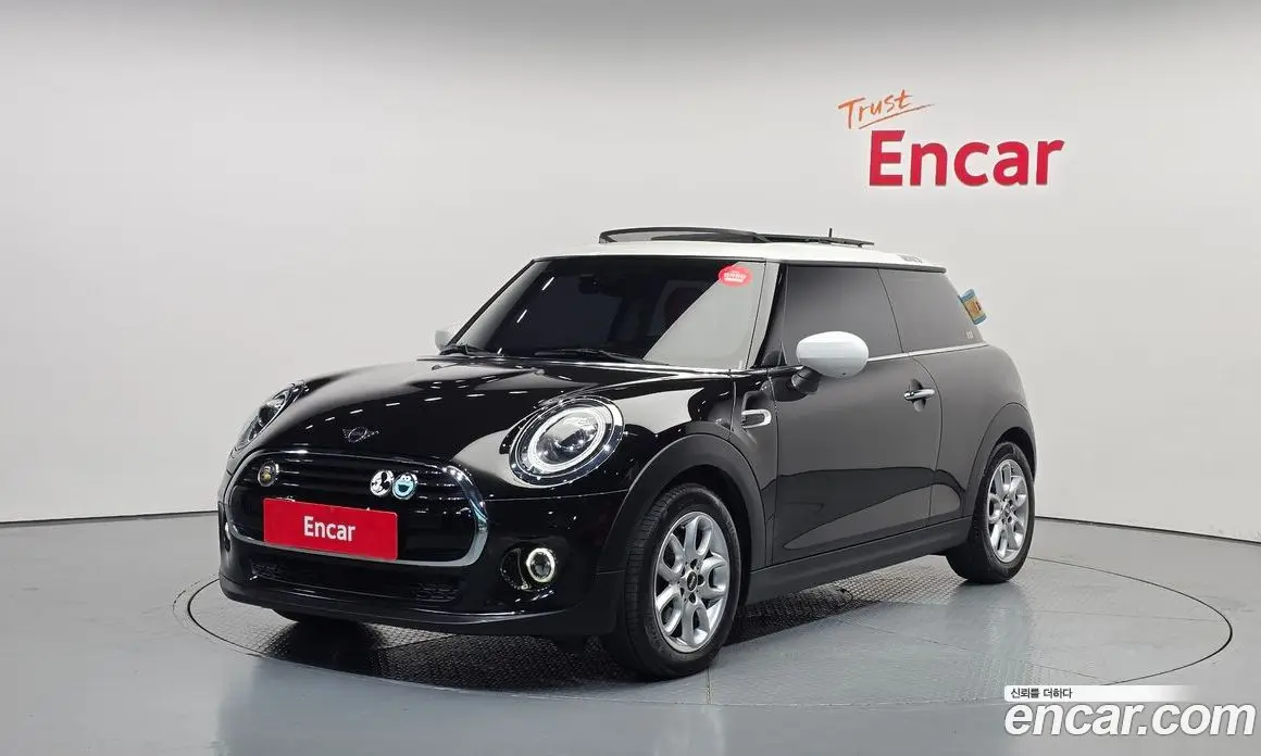 Mini Cooper 2020 1.5 автомат (гидро), фото 1 Mini Cooper 2020 1.5 автомат (гидро), фото 1