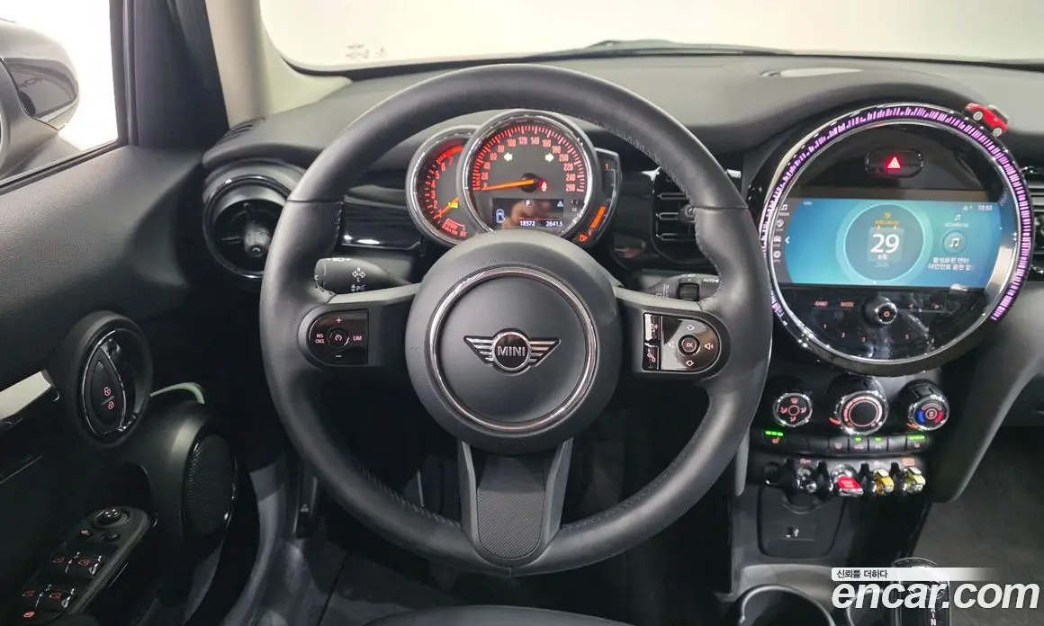 Mini Cooper 2022 1.5 автомат (гидро), фото 19