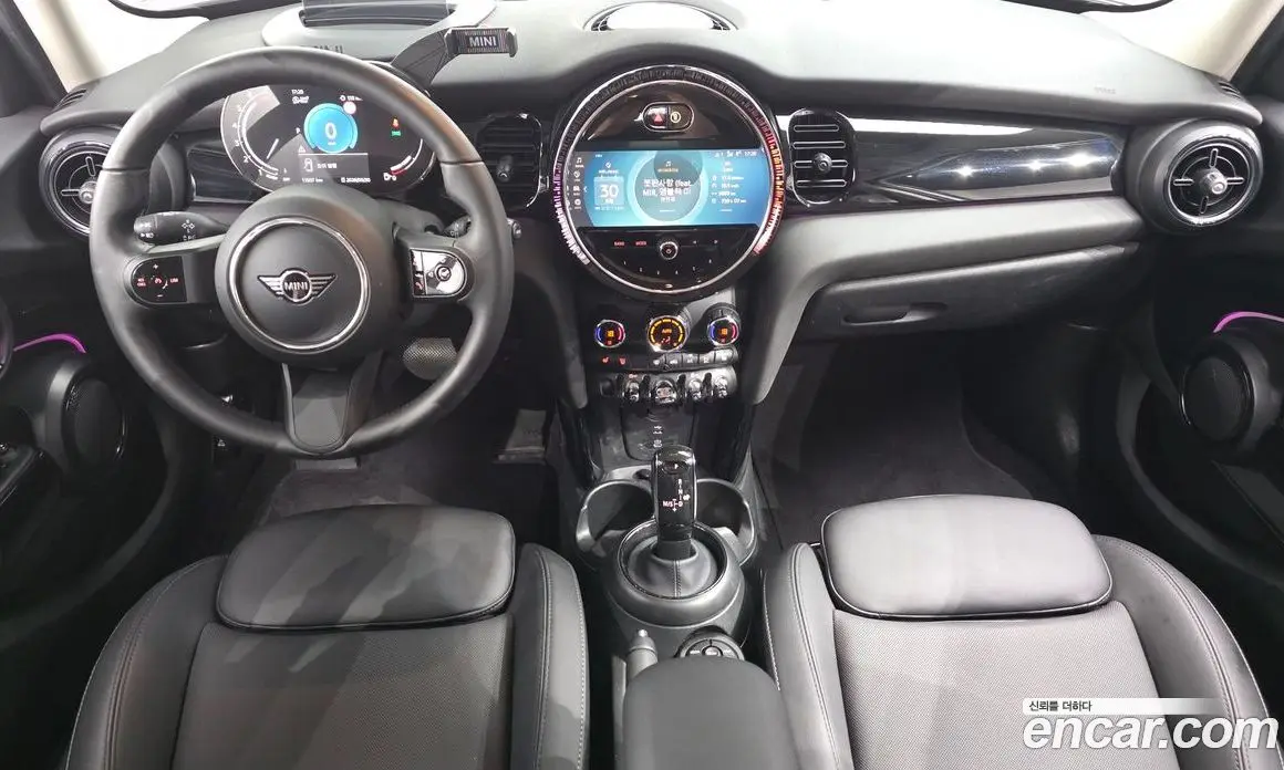 Mini Cooper 2023 1.5 автомат (гидро), фото 10