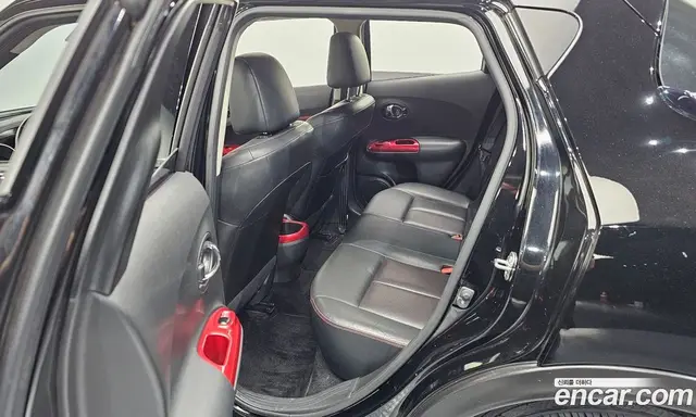 Nissan Juke 2015 1.6 автомат (гидро), миниатюра 12