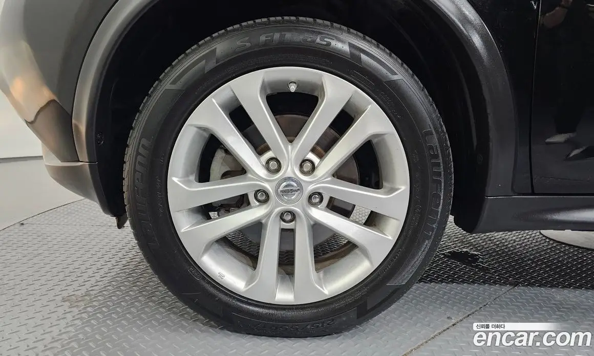 Nissan Juke 2015 1.6 автомат (гидро), фото 5 Nissan Juke 2015 1.6 автомат (гидро), фото 5