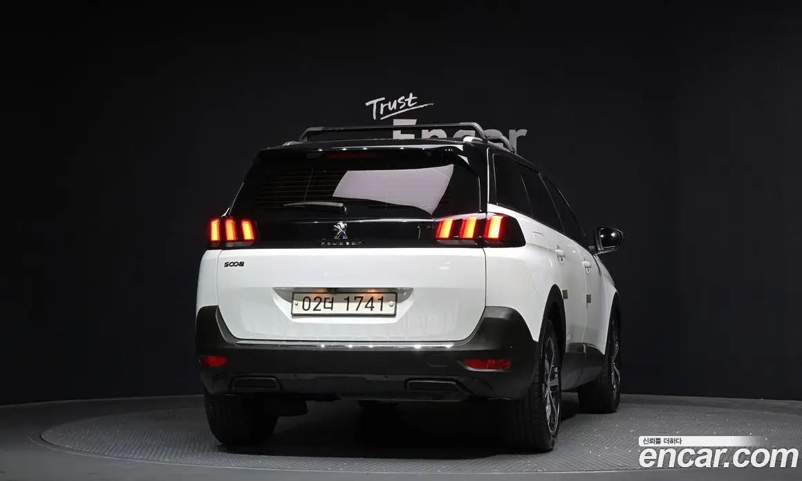 Peugeot 5008 2018 1.5 автомат (гидро), фото 4 Peugeot 5008 2018 1.5 автомат (гидро), фото 4