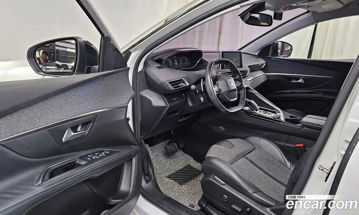 Peugeot 5008 2018 1.5 автомат (гидро), фото 10 Peugeot 5008 2018 1.5 автомат (гидро), фото 10
