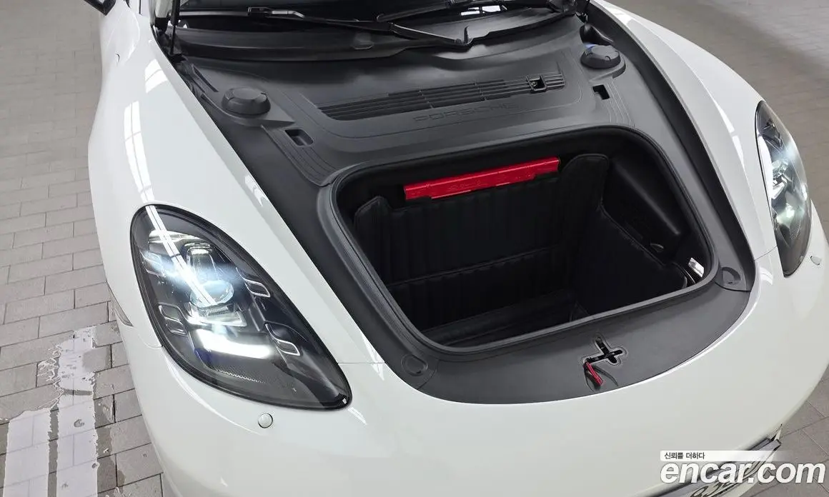 Porsche 718 2019 2.5 автомат (гидро), фото 6 Porsche 718 2019 2.5 автомат (гидро), фото 6