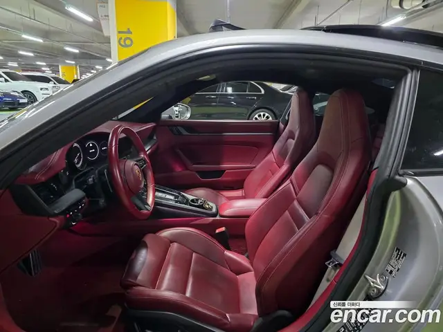 Porsche 911 2021 3.0 автомат (гидро), миниатюра 7 Porsche 911 2021 3.0 автомат (гидро), миниатюра 7