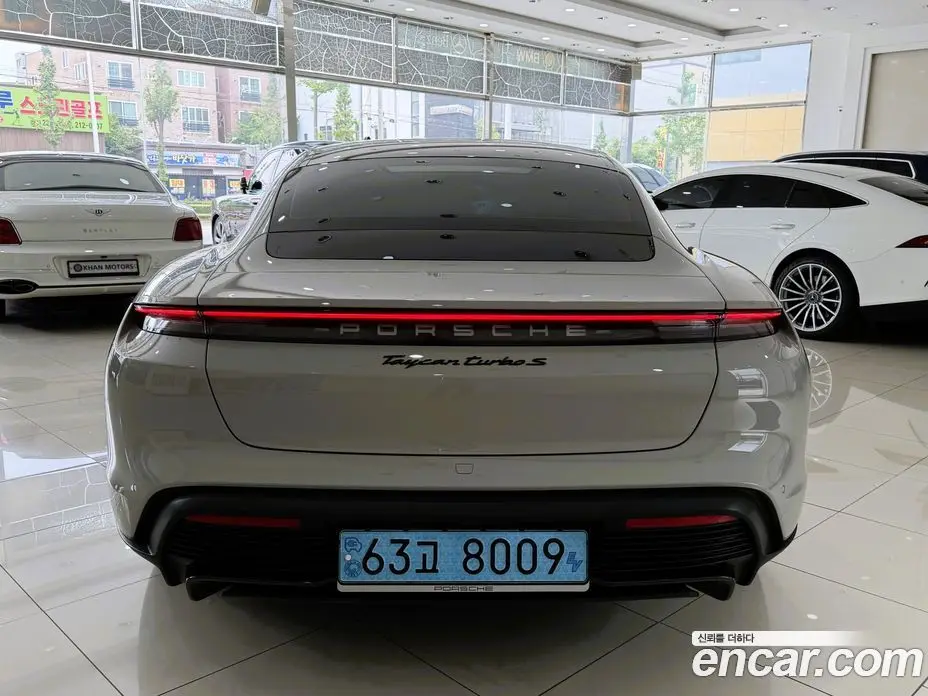 Porsche Taycan 2022 0.1 автомат (гидро), фото 4 Porsche Taycan 2022 0.1 автомат (гидро), фото 4