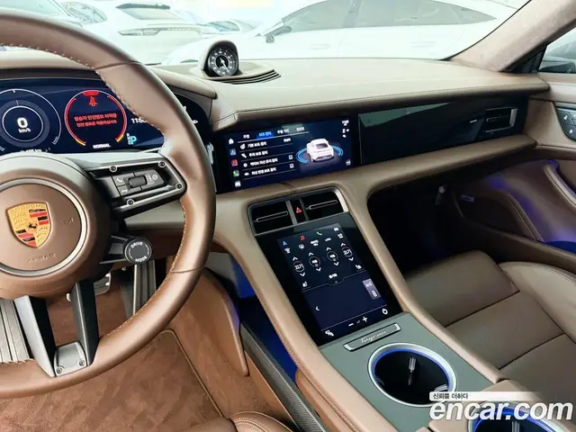 Porsche Taycan 2022 0.1 автомат (гидро), миниатюра 10 Porsche Taycan 2022 0.1 автомат (гидро), миниатюра 10