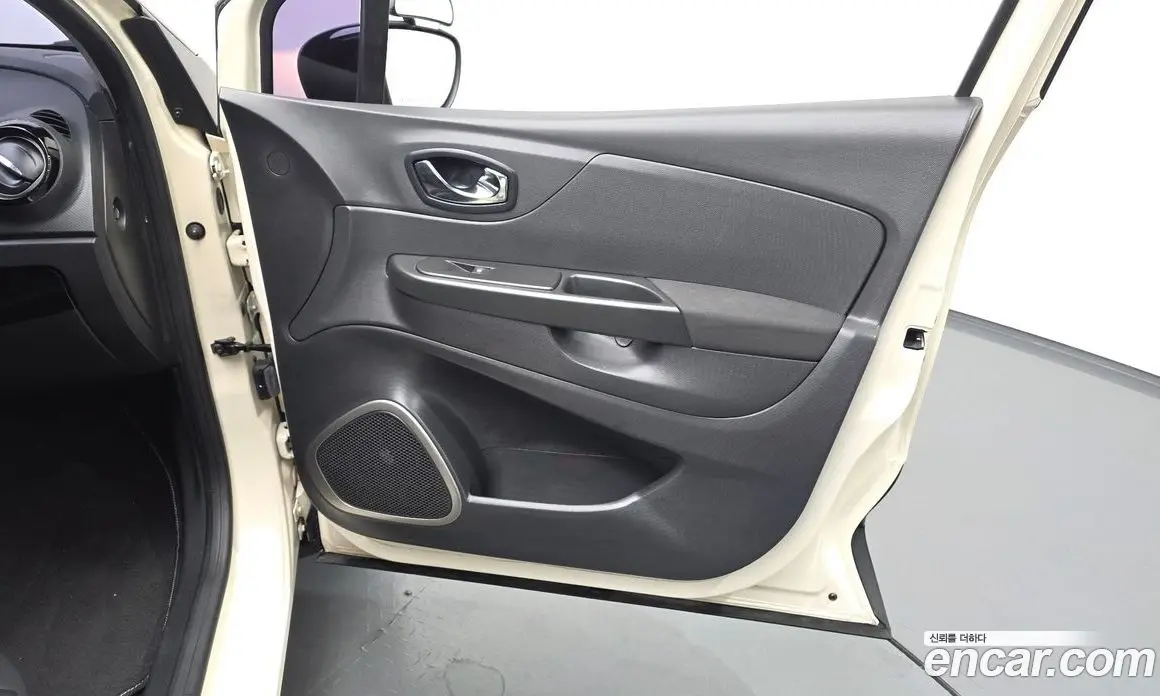 Renault (Samsung) QM3 2014 1.5 автомат (гидро), фото 15 Renault (Samsung) QM3 2014 1.5 автомат (гидро), фото 15