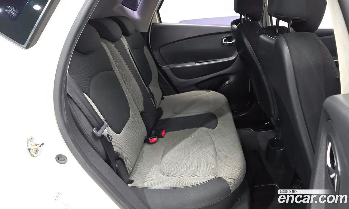 Renault (Samsung) QM3 2014 1.5 автомат (гидро), фото 17 Renault (Samsung) QM3 2014 1.5 автомат (гидро), фото 17