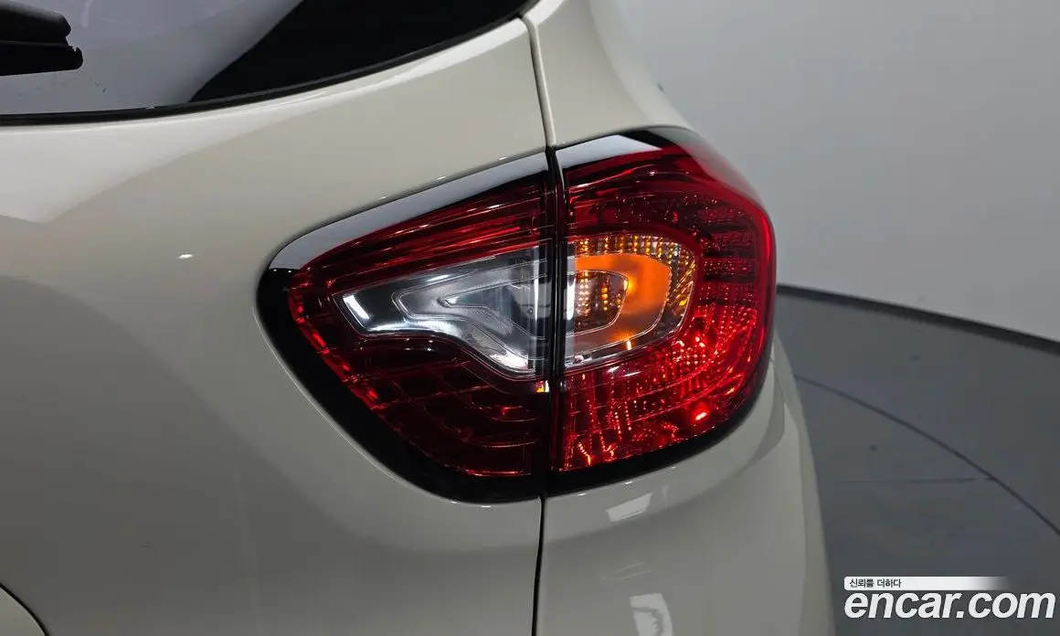 Renault (Samsung) QM3 2014 1.5 автомат (гидро), фото 9 Renault (Samsung) QM3 2014 1.5 автомат (гидро), фото 9