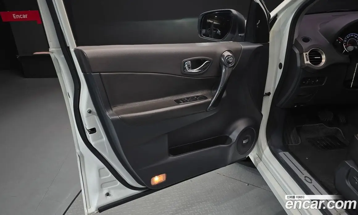 Renault (Samsung) QM5 2013 2.0 автомат (гидро), фото 14 Renault (Samsung) QM5 2013 2.0 автомат (гидро), фото 14