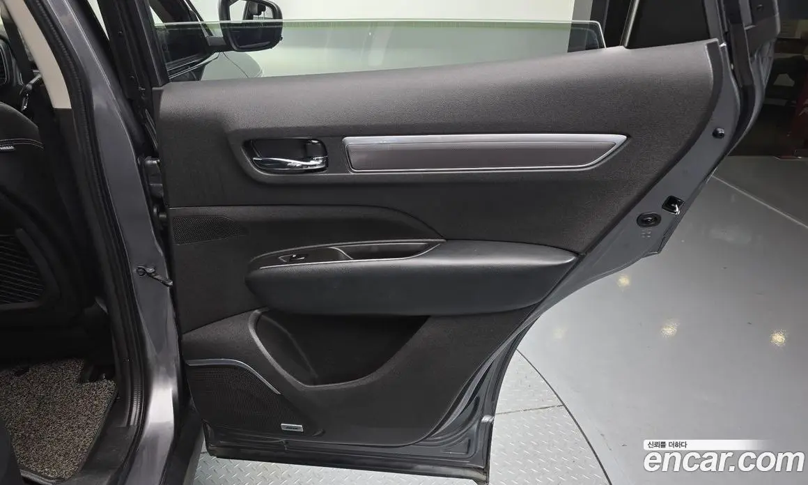 Renault (Samsung) QM6 2016 2.0 автомат (гидро), фото 15 Renault (Samsung) QM6 2016 2.0 автомат (гидро), фото 15