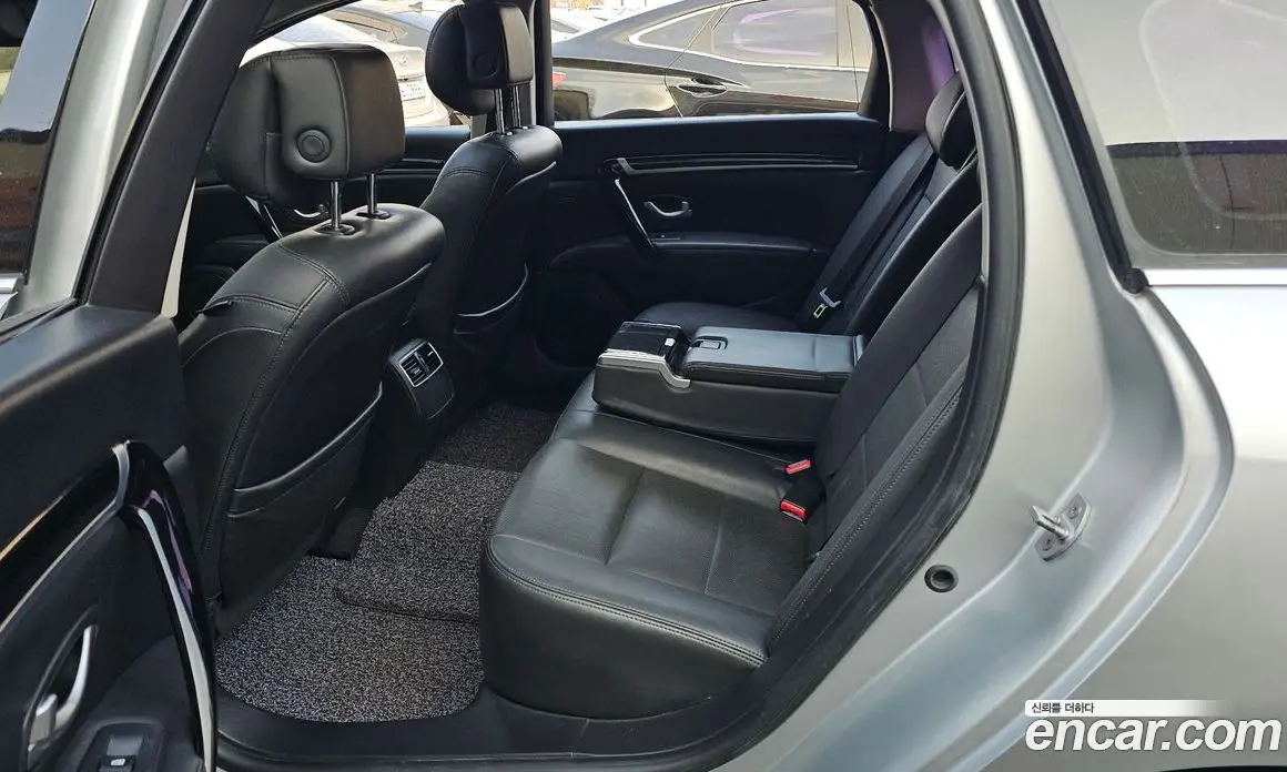 Renault (Samsung) SM7 2016 2.5 автомат (гидро), фото 12 Renault (Samsung) SM7 2016 2.5 автомат (гидро), фото 12