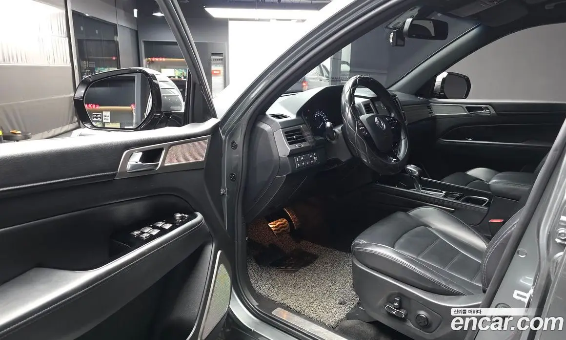 SsangYong Rexton 2018 2.2 автомат (гидро), фото 13 SsangYong Rexton 2018 2.2 автомат (гидро), фото 13