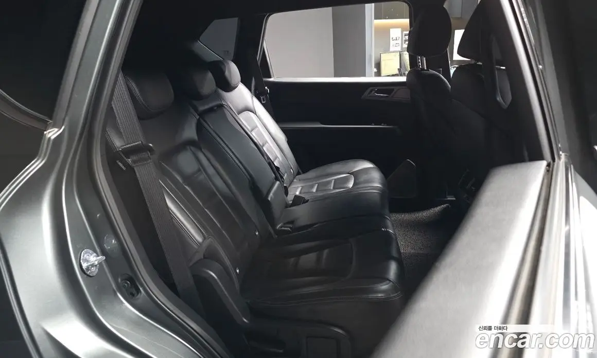 SsangYong Rexton 2018 2.2 автомат (гидро), фото 18 SsangYong Rexton 2018 2.2 автомат (гидро), фото 18