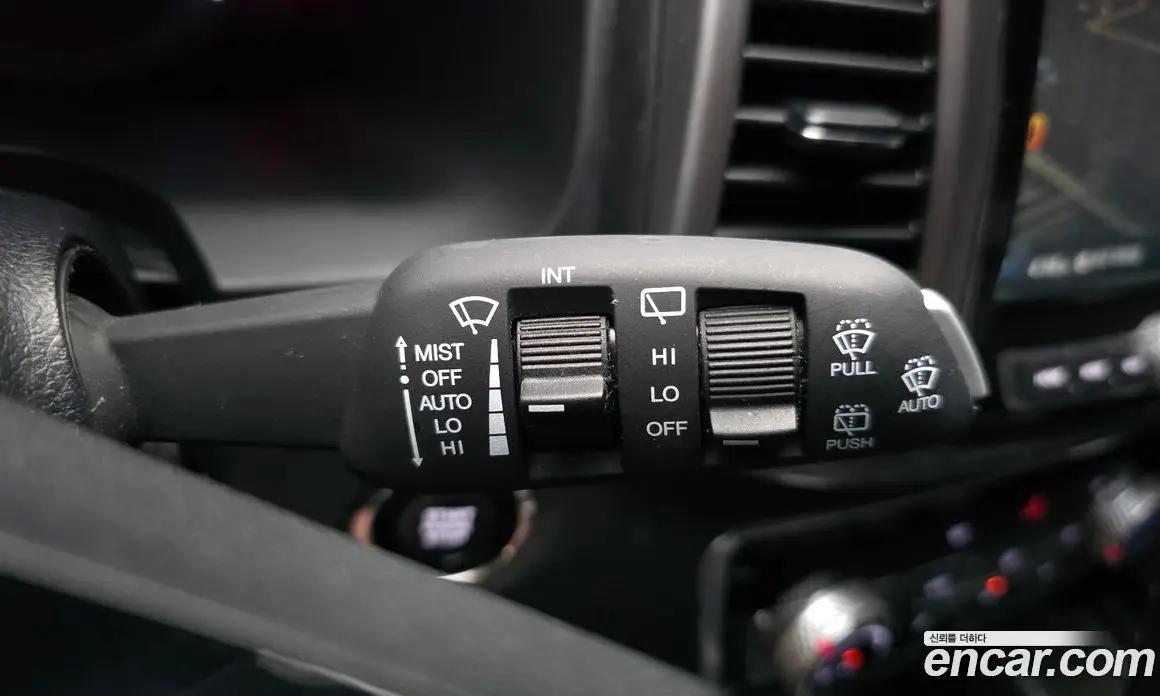 SsangYong Rexton 2018 2.2 автомат (гидро), фото 27 SsangYong Rexton 2018 2.2 автомат (гидро), фото 27
