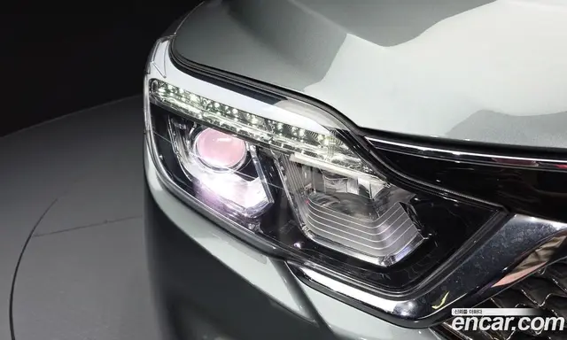SsangYong Rexton 2018 2.2 автомат (гидро), миниатюра 8 SsangYong Rexton 2018 2.2 автомат (гидро), миниатюра 8