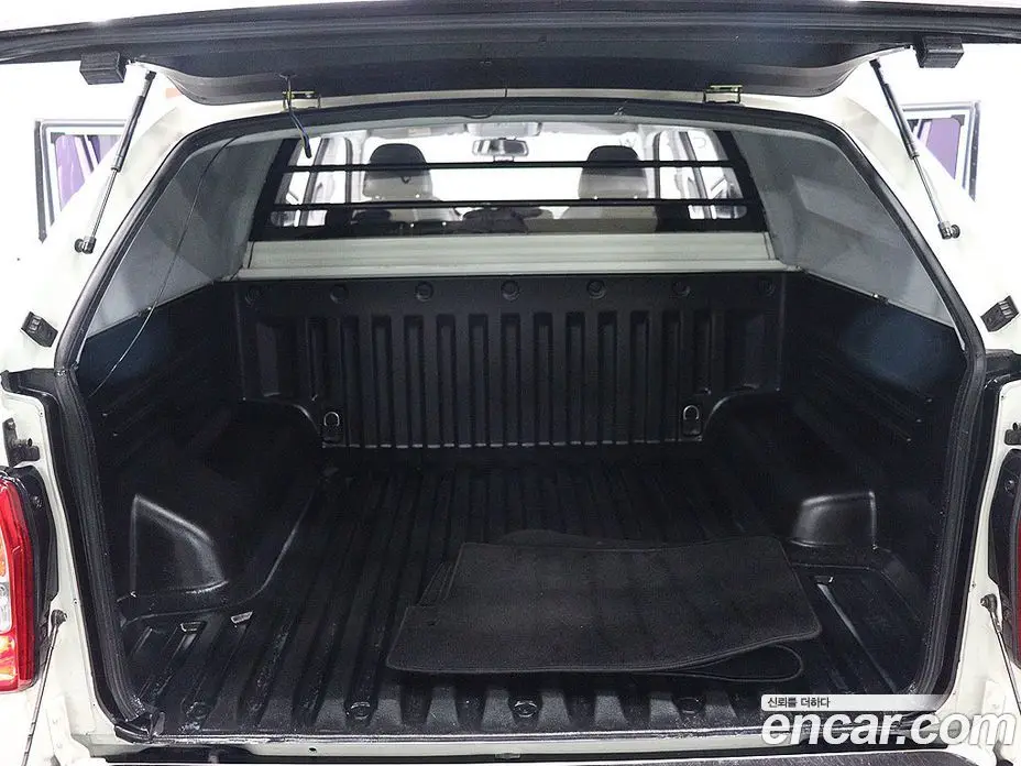 SsangYong Rexton 2019 2.2 автомат (гидро), фото 20 SsangYong Rexton 2019 2.2 автомат (гидро), фото 20