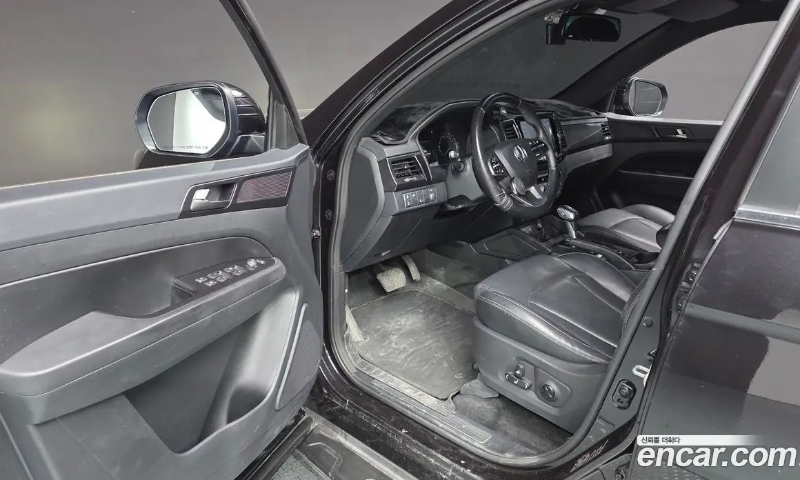 SsangYong Rexton 2019 2.2 автомат (гидро), фото 13 SsangYong Rexton 2019 2.2 автомат (гидро), фото 13